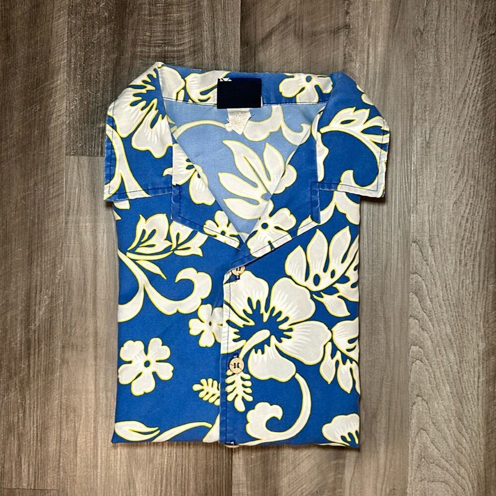 Bullhead Island Series Hawaiian Short Sleeve Button Down Shirt - Large